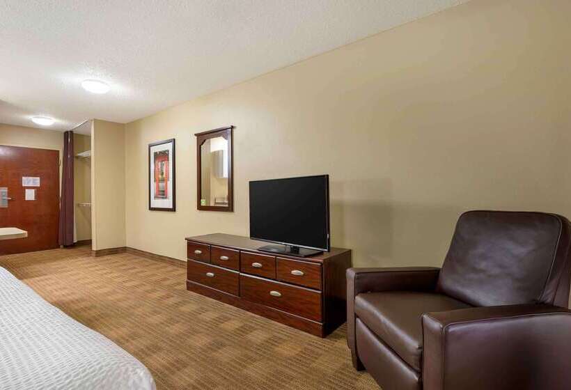 호텔 Suburban Studios Columbus North