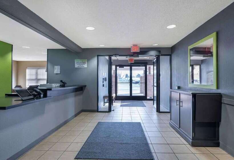 호텔 Suburban Studios Columbus North