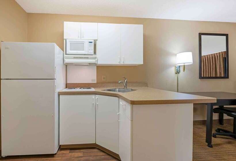 בית מלון כפרי Extended Stay America Select Suites   Columbus   Worthington