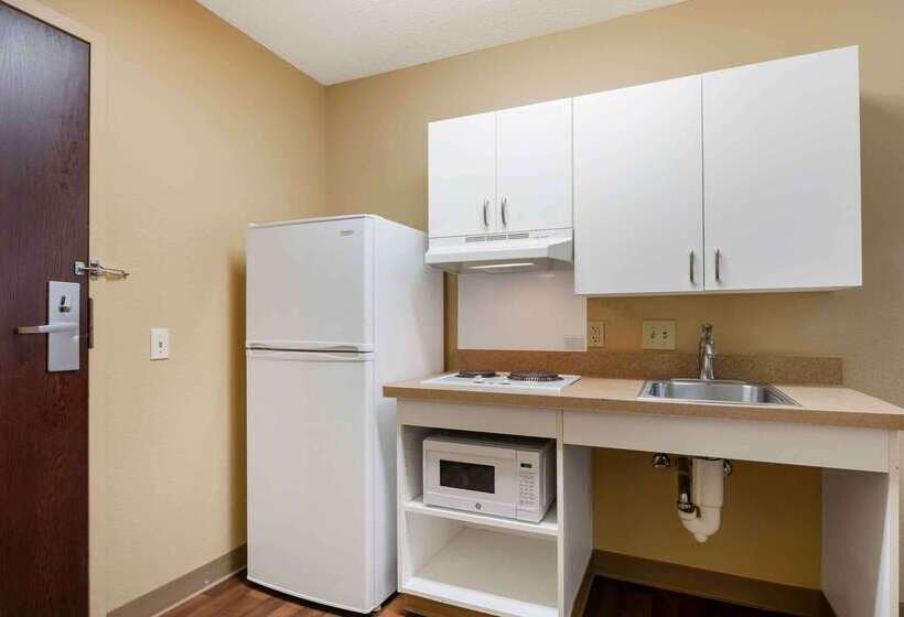 בית מלון כפרי Extended Stay America Select Suites   Columbus   Worthington