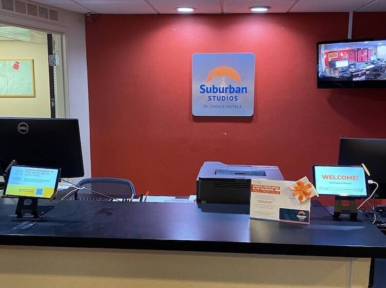 فندق Suburban Studios Auburn Hills   Detroit