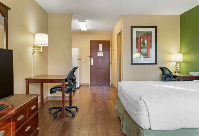 فندق Extended Stay America Select Suites   Detroit   Farmington Hills