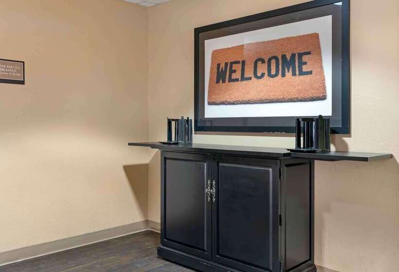 فندق Extended Stay America Select Suites   Detroit   Farmington Hills