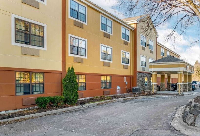 בית מלון כפרי Extended Stay America Select Suites   Detroit   Farmington Hills