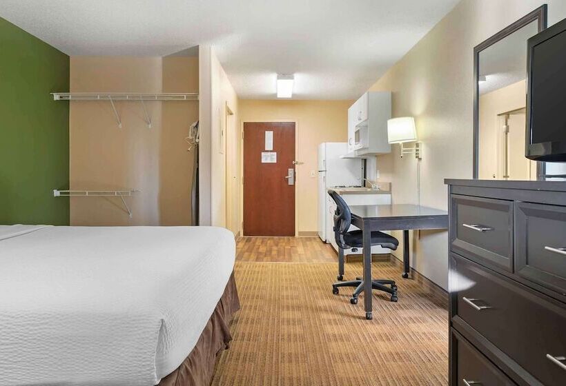 فندق Extended Stay America Select Suites   Detroit   Farmington Hills