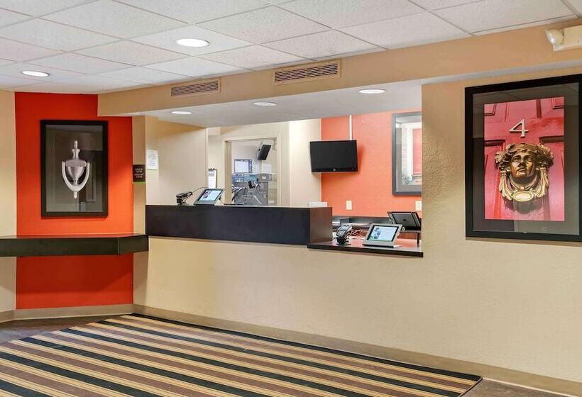 فندق Extended Stay America Select Suites   Detroit   Farmington Hills
