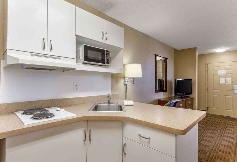Отель Extended Stay America Suites El Paso Airport