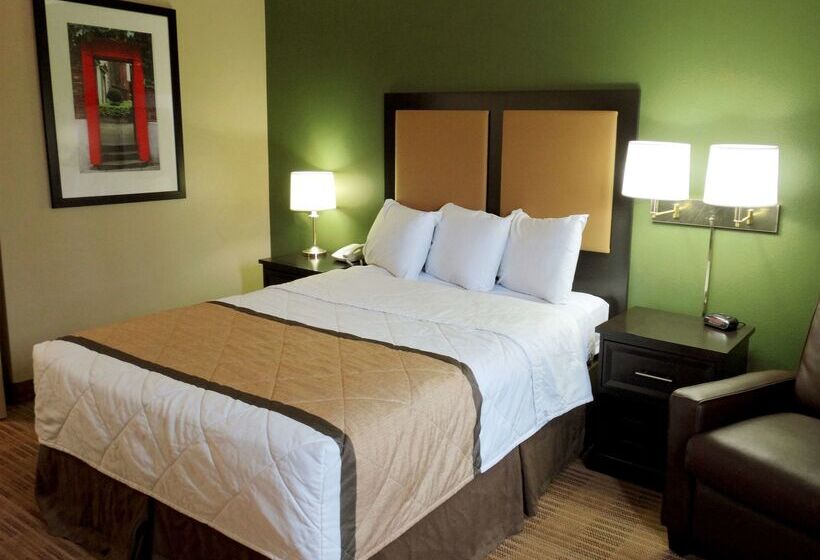 Отель Extended Stay America Suites Fresno North