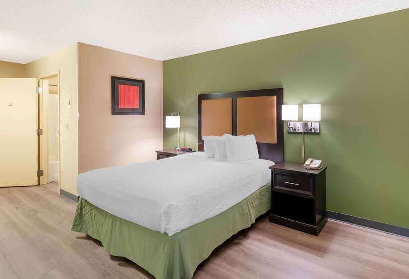 Отель Extended Stay America Suites Fresno North