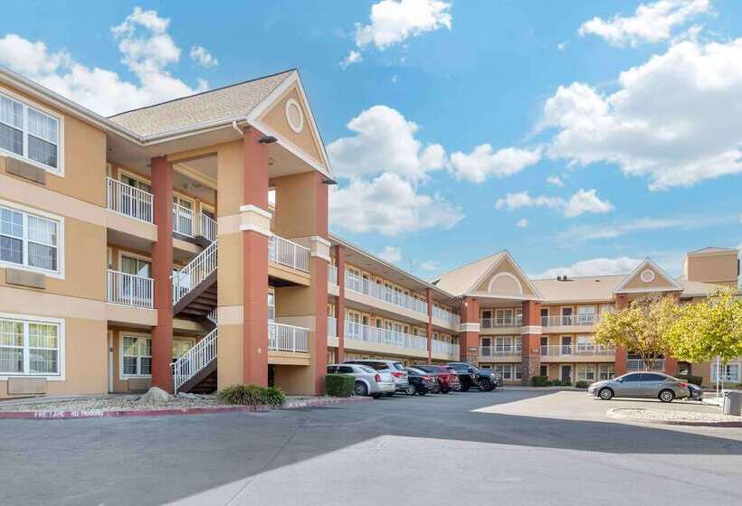 Отель Extended Stay America Suites Fresno North