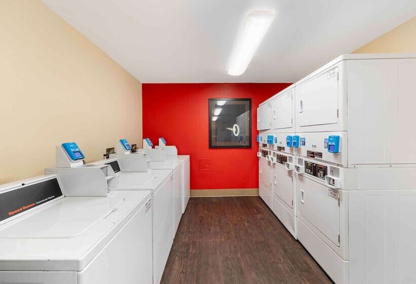 Отель Extended Stay America Suites Fresno North