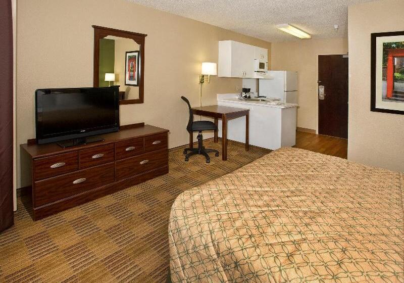 Отель Extended Stay America Suites Fresno North