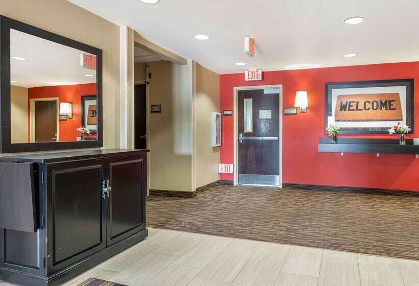 בית מלון כפרי Extended Stay America Suites  Indianapolis  Airport