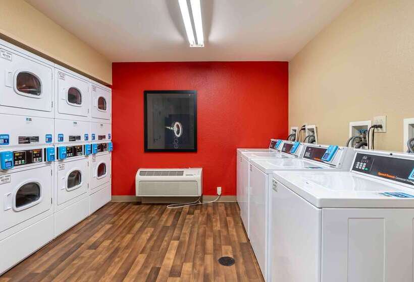 בית מלון כפרי Extended Stay America Suites  Indianapolis  Airport