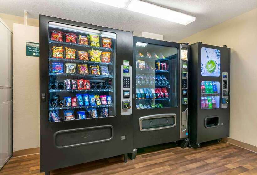 בית מלון כפרי Extended Stay America Suites  Kansas City  Airport