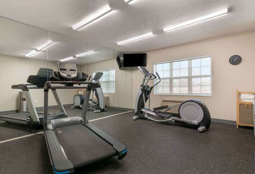 호텔 Extended Stay America Suites Kansas City Overland Park Quivira Rd