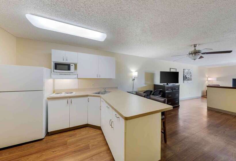 בית מלון כפרי Extended Stay America Suites  Los Angeles  Arcadia