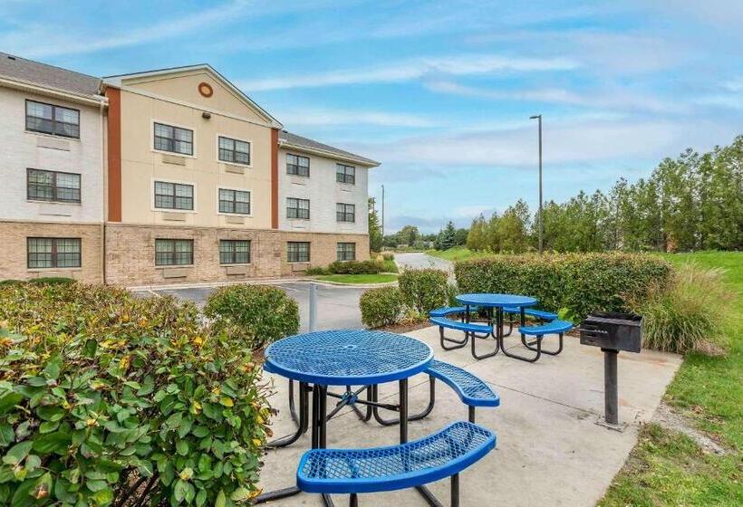 فندق Extended Stay America Select Suites   Milwaukee   Wauwatosa