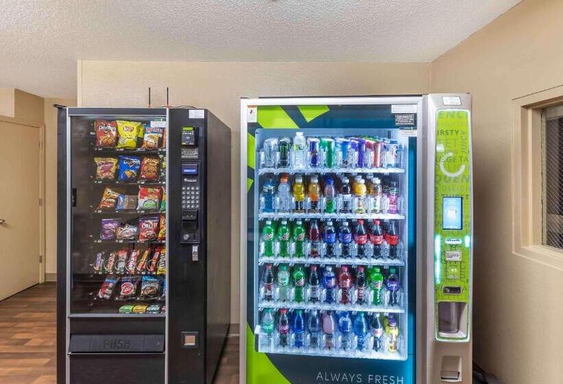 فندق Extended Stay America Select Suites   Milwaukee   Wauwatosa