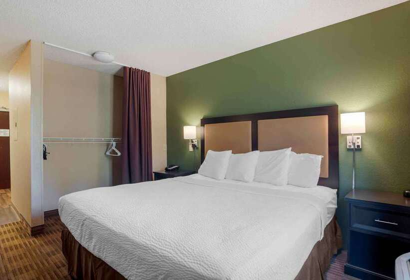 בית מלון כפרי Extended Stay America Suites  Orange County  Lake Forest