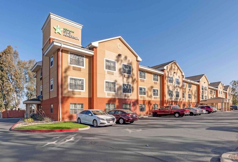 בית מלון כפרי Extended Stay America Suites  Orange County  Lake Forest