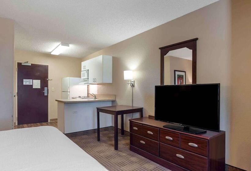 בית מלון כפרי Extended Stay America Suites  Orange County  Lake Forest