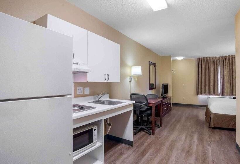 בית מלון כפרי Extended Stay America Suites  Pensacola  University Mall