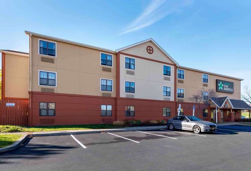 هتل Extended Stay America Suites  Rochester  Henrietta