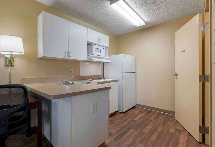 Отель Extended Stay America Suites  Sacramento  White Rock Rd