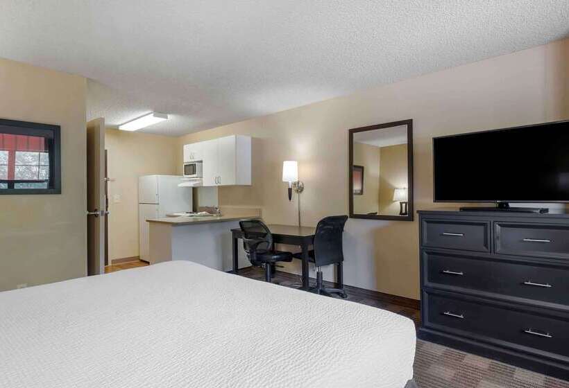 בית מלון כפרי Extended Stay America Suites  Santa Barbara  Calle Real