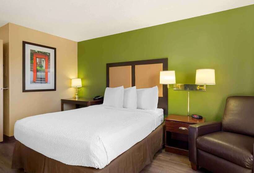 בית מלון כפרי Extended Stay America Suites  St. Petersburg  Clearwater  Executive Dr