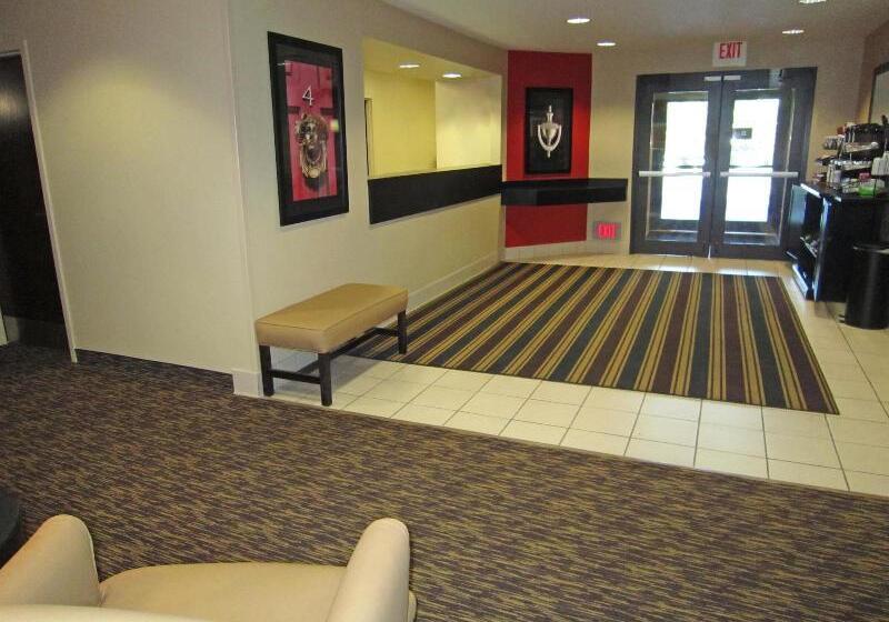 בית מלון כפרי Extended Stay America Suites  St. Petersburg  Clearwater  Executive Dr