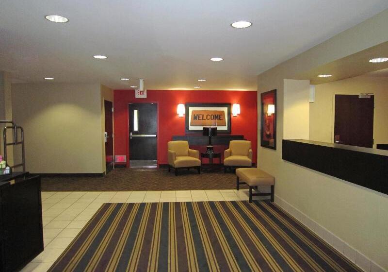 בית מלון כפרי Extended Stay America Suites  St. Petersburg  Clearwater  Executive Dr