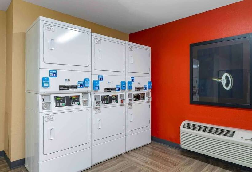 בית מלון כפרי Extended Stay America Suites  St. Petersburg  Clearwater  Executive Dr