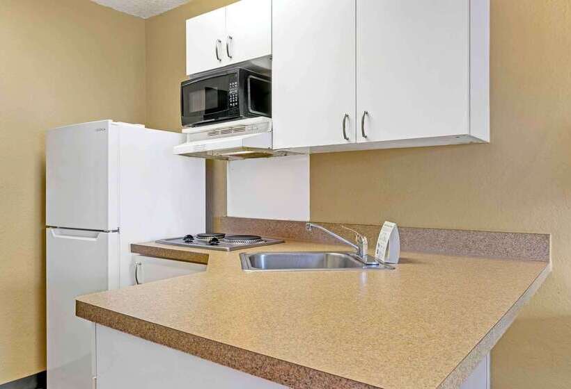 فندق Extended Stay America Select Suites   Tampa   North   Usf   Attractions