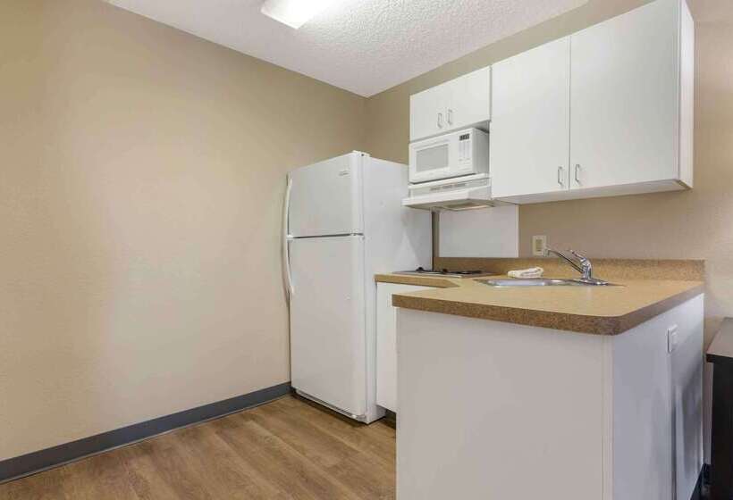 ホテル Extended Stay America Suites  Tulsa  Central