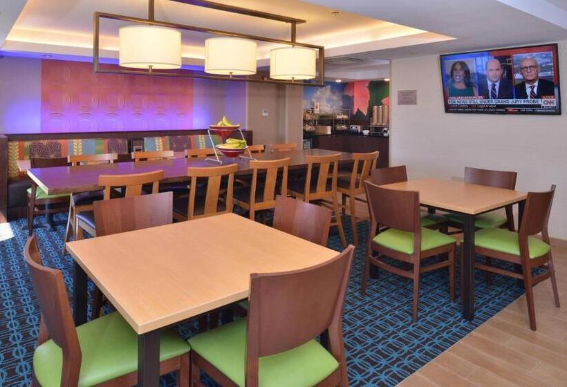 هتل Fairfield By Marriott Rochester Henrietta/university Area