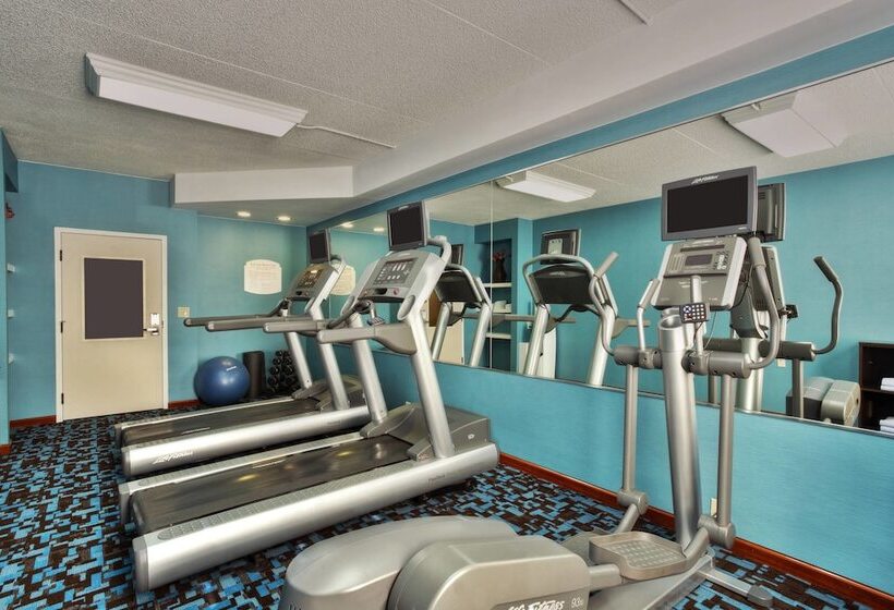 בית מלון כפרי Fairfield Inn Ann Arbor