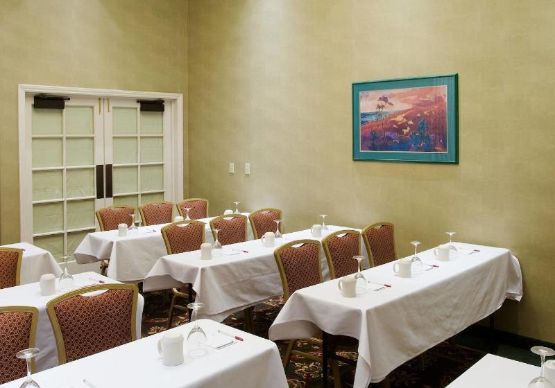 فندق Fairfield Inn By Marriott Santa Clarita Valencia