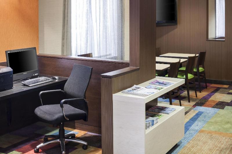 فندق Fairfield Inn By Marriott Santa Clarita Valencia