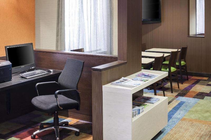 فندق Fairfield Inn By Marriott Santa Clarita Valencia