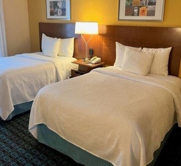 فندق Fairfield Inn By Marriott Santa Clarita Valencia