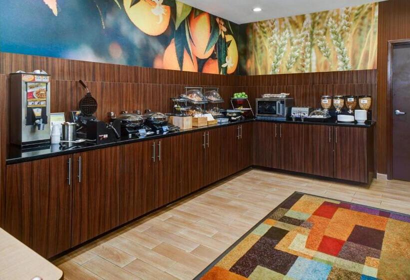 هتل Fairfield Inn By Marriott Dothan