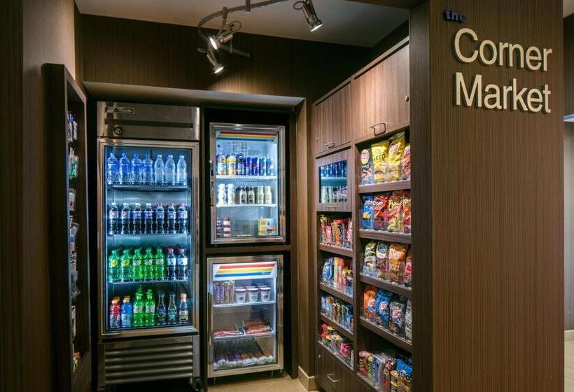 Отель Fairfield Inn Manhattan, Kansas