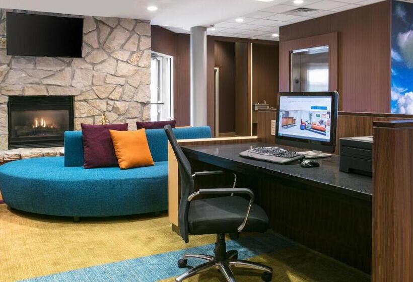 Отель Fairfield Inn Manhattan, Kansas