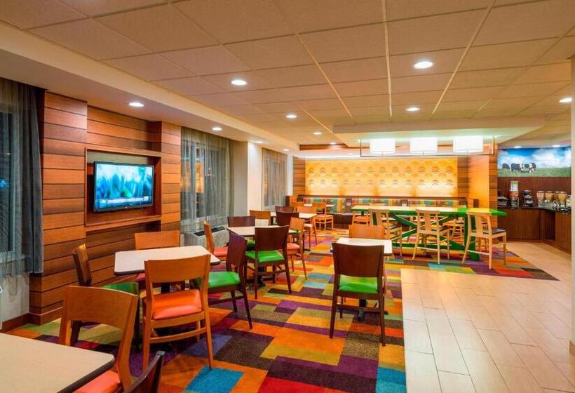 Отель Fairfield Inn & Suites By Marriott Allentown Bethlehem/lehigh Valley Airport