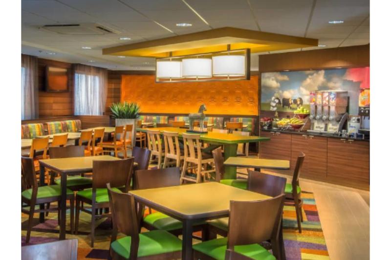 בית מלון כפרי Fairfield Inn & Suites Dulles Airport