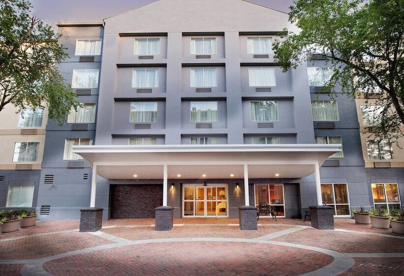 酒店 Fairfield Inn & Suites By Marriott Atlanta Buckhead