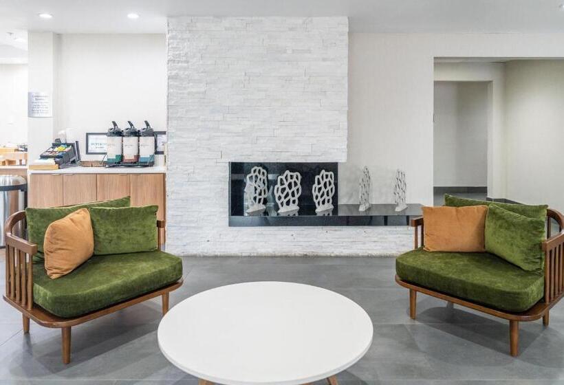 ホテル Fairfield Inn & Suites Beaumont