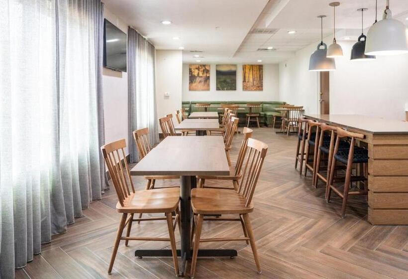 בית מלון כפרי Fairfield Inn & Suites Beaumont